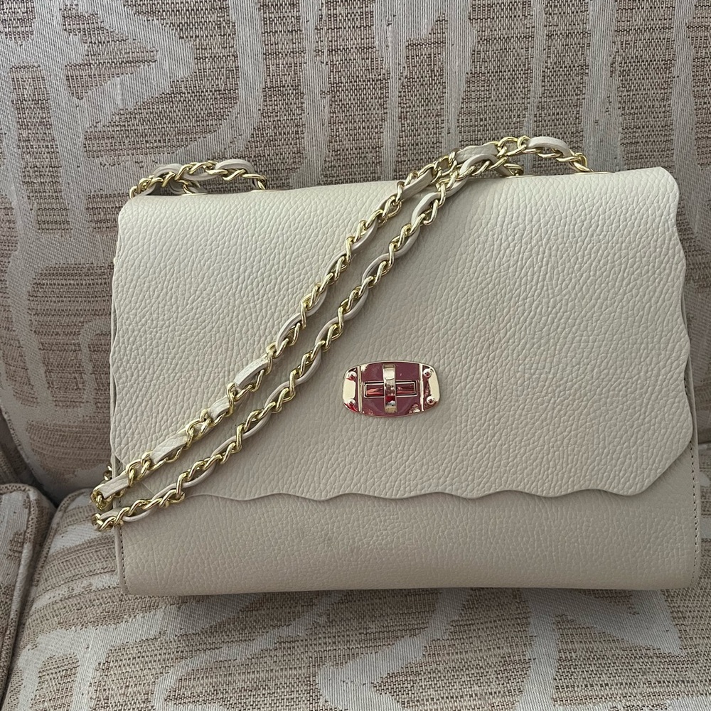 Vera Pelle Cream and Gold Textured Shoulder Bag
